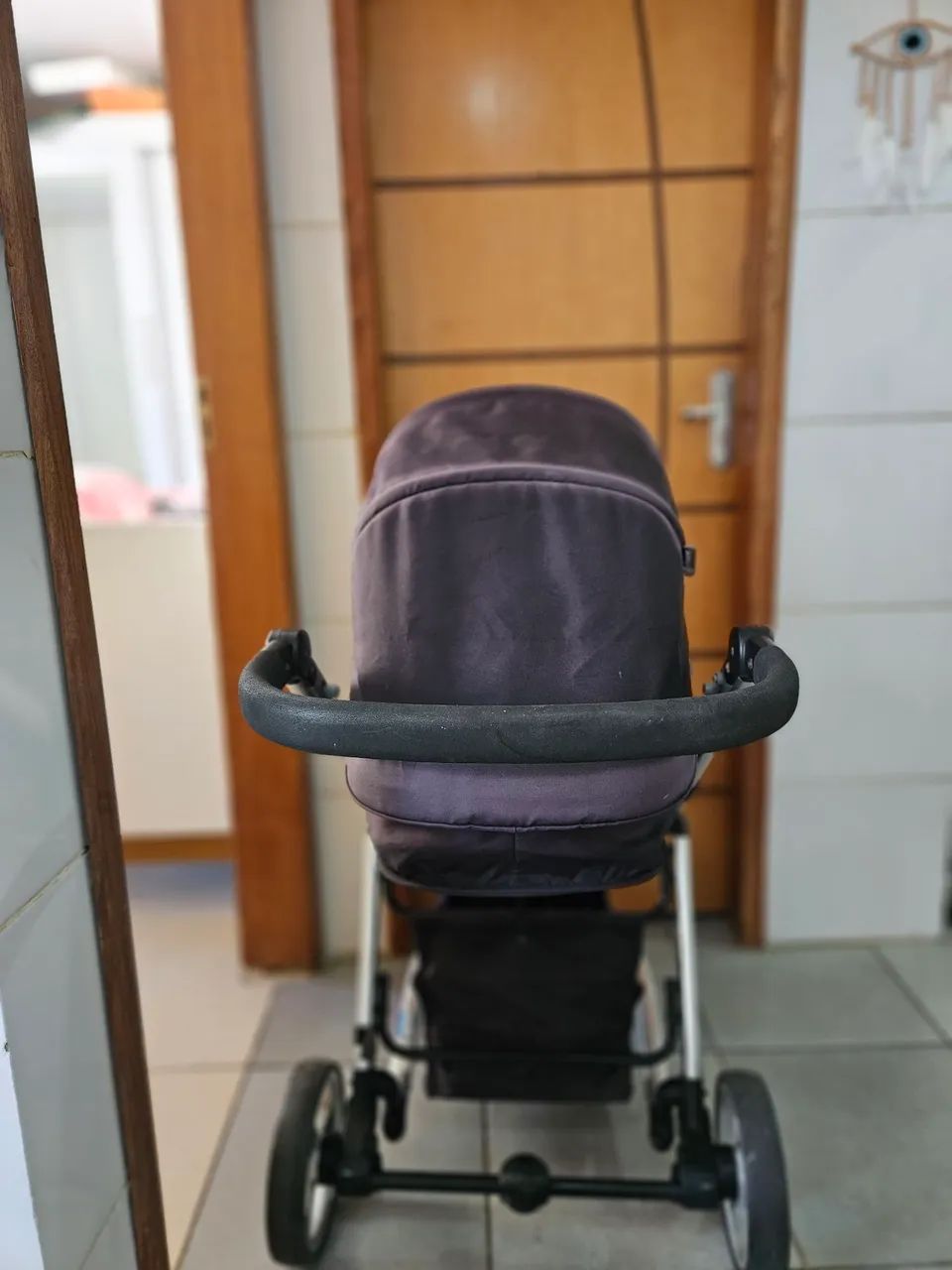Carrinho de bebê safety 1st com acessórios - Foto 4