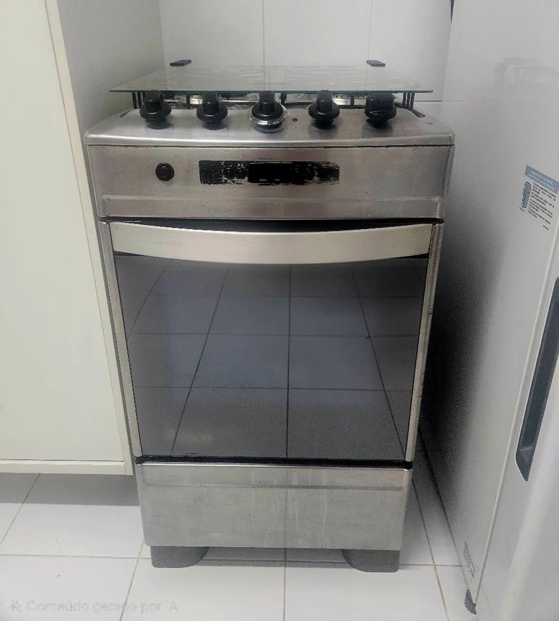 Fogão Brastemp 4 bocas cor Inox com grill e timer digital