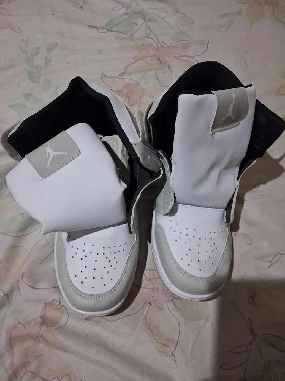 Tênis unisex basqueteira novo  - Foto 4