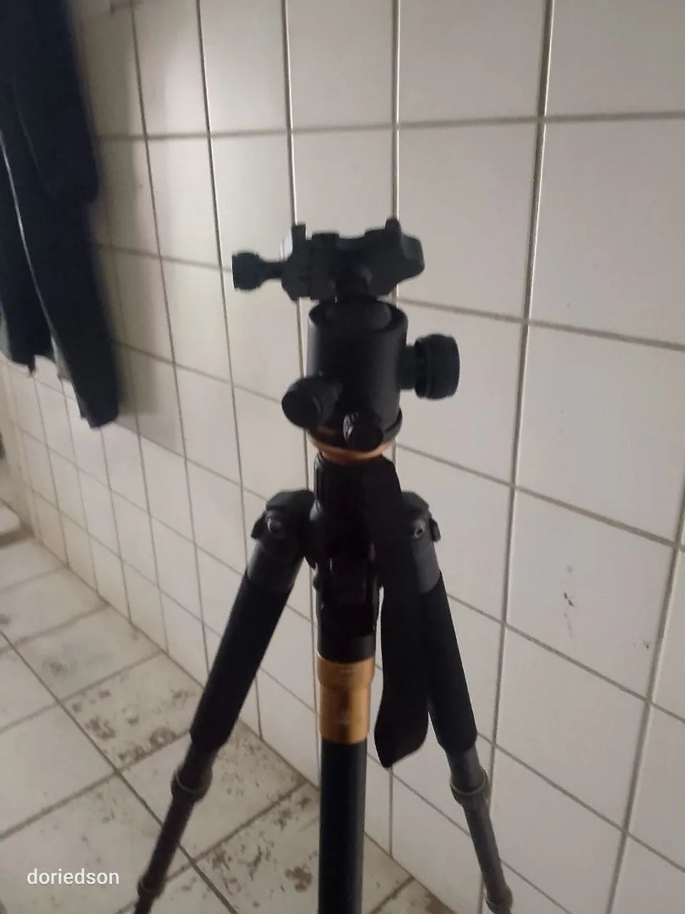 Vendo um tripé  - Foto 4