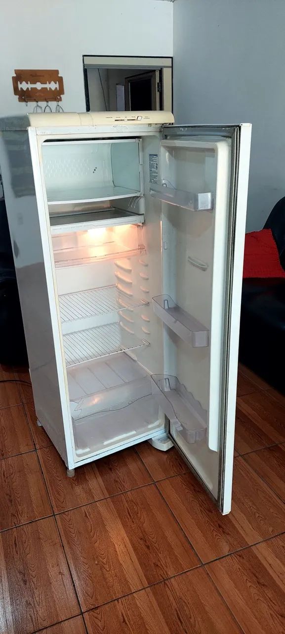 Geladeira Electrolux entregamos  - Foto 5