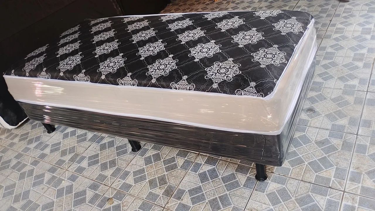 Cama box 