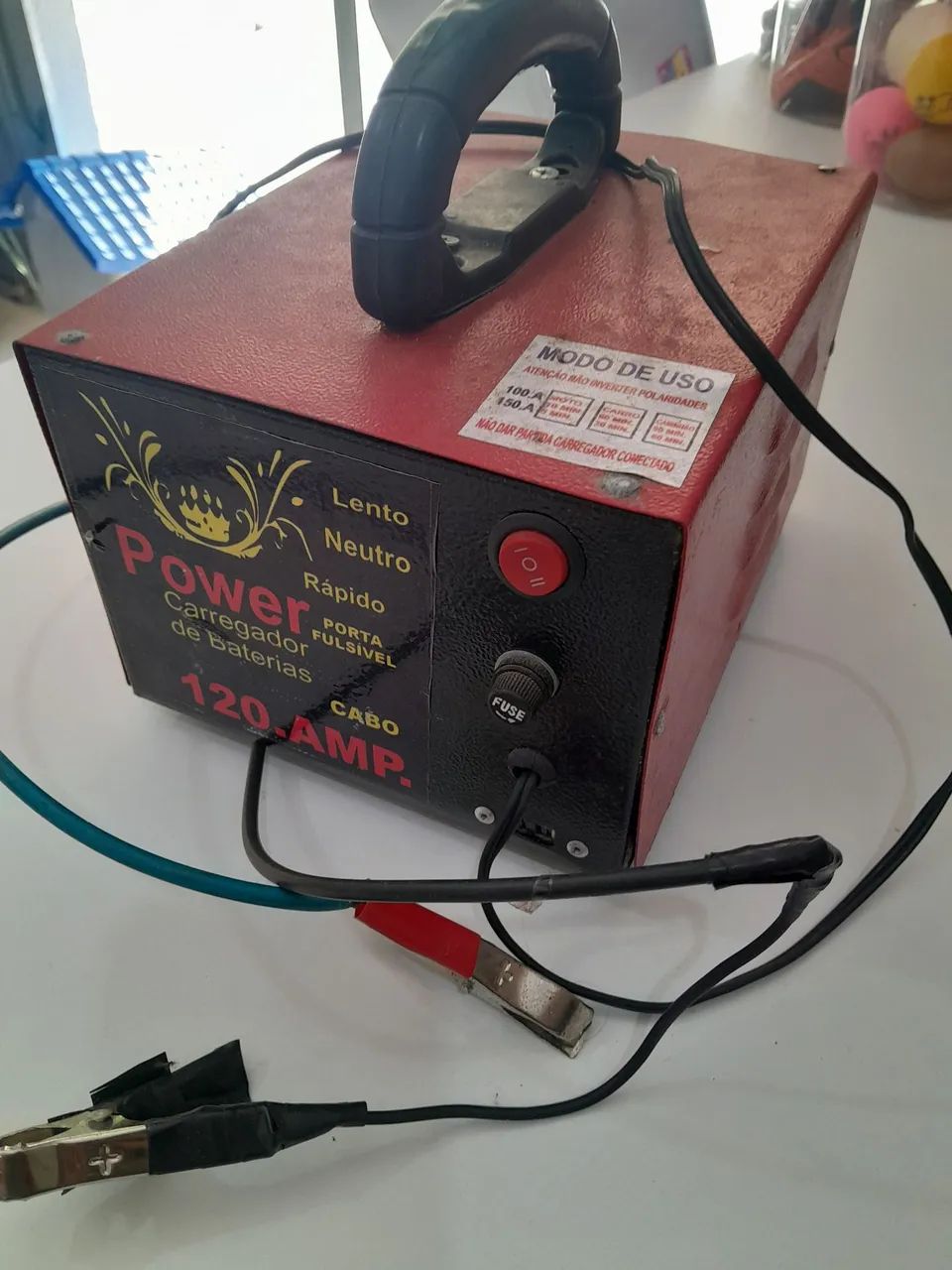 Carregador de Bateria de Carro/Moto