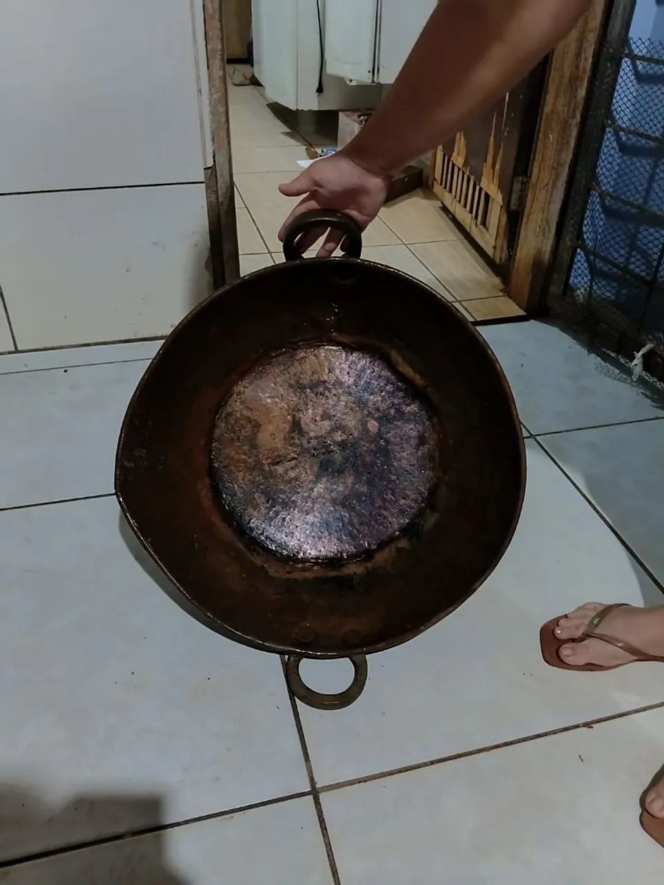Vendo tacho de cobre grande - Foto 2