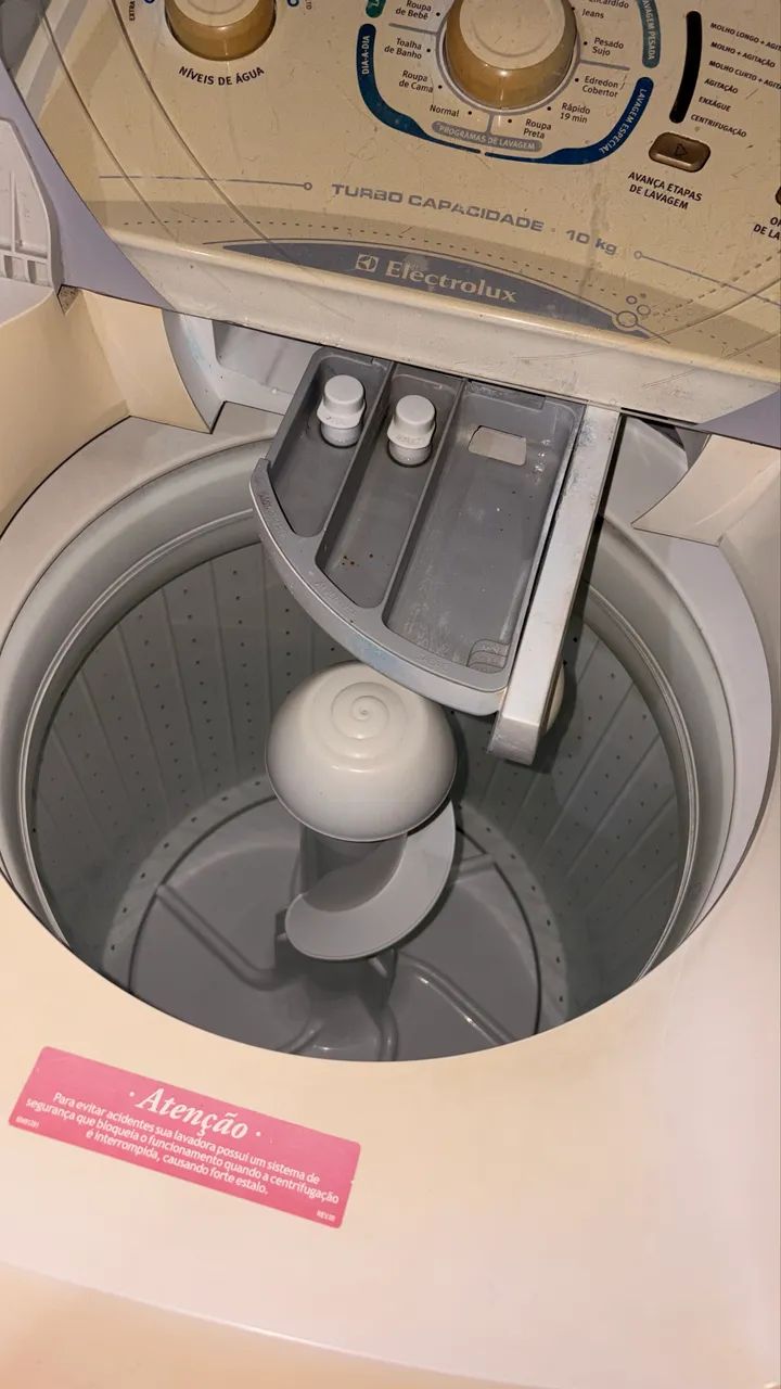 Máquina de lavar Electrolux 