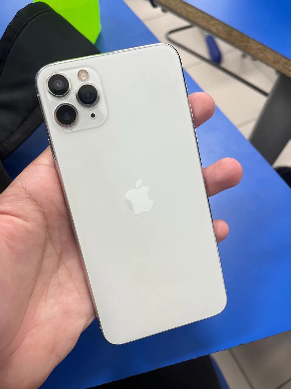 iPhone 11 Pro Max 64GB - Ótimo estado - Celulares e Smartphones