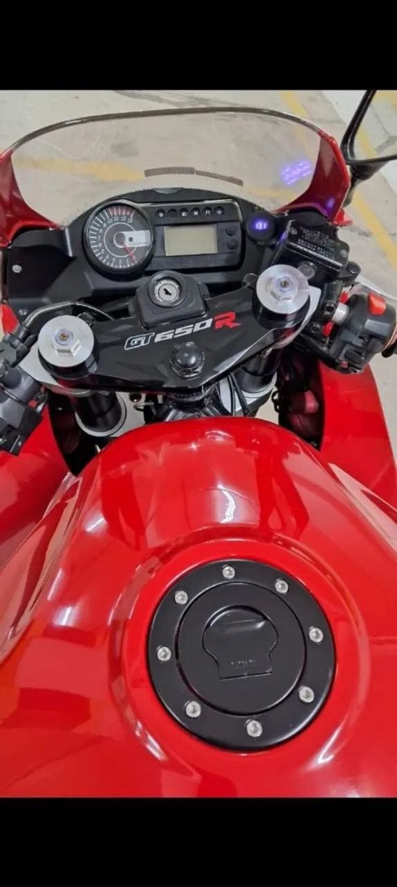 Comet GTR650  - Foto 2