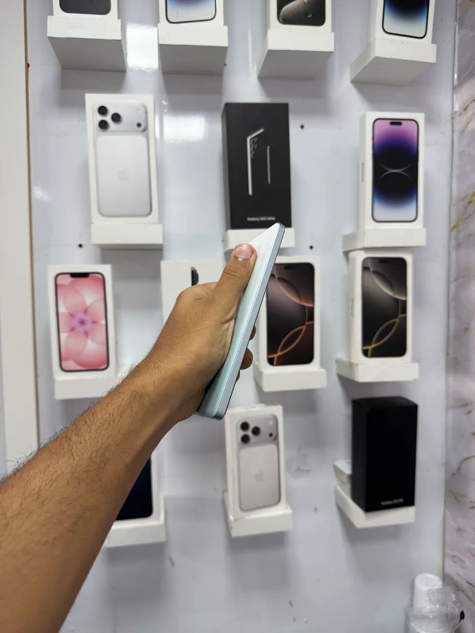 POCO F5 BRANCO ? 12/256 GB  - Foto 3