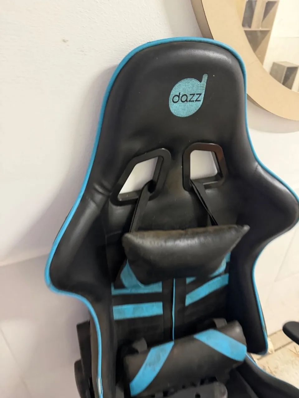 Cadeira Gamer Preta e Azul com Rodinhas - Foto 2