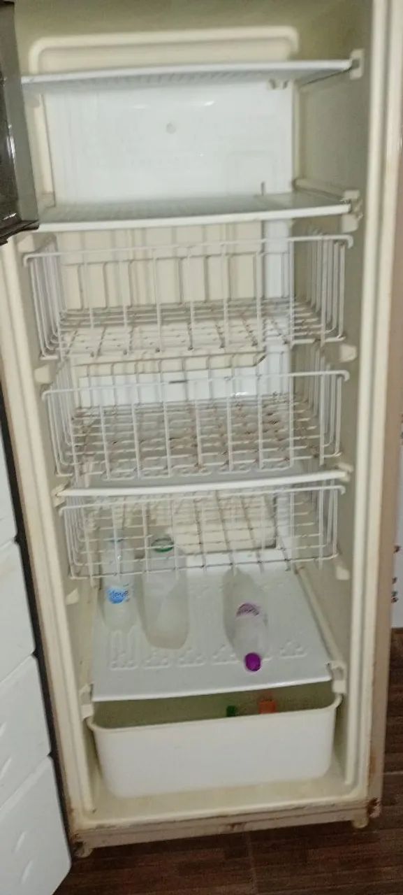 Vende-se um frize no preço excelente  - Foto 3