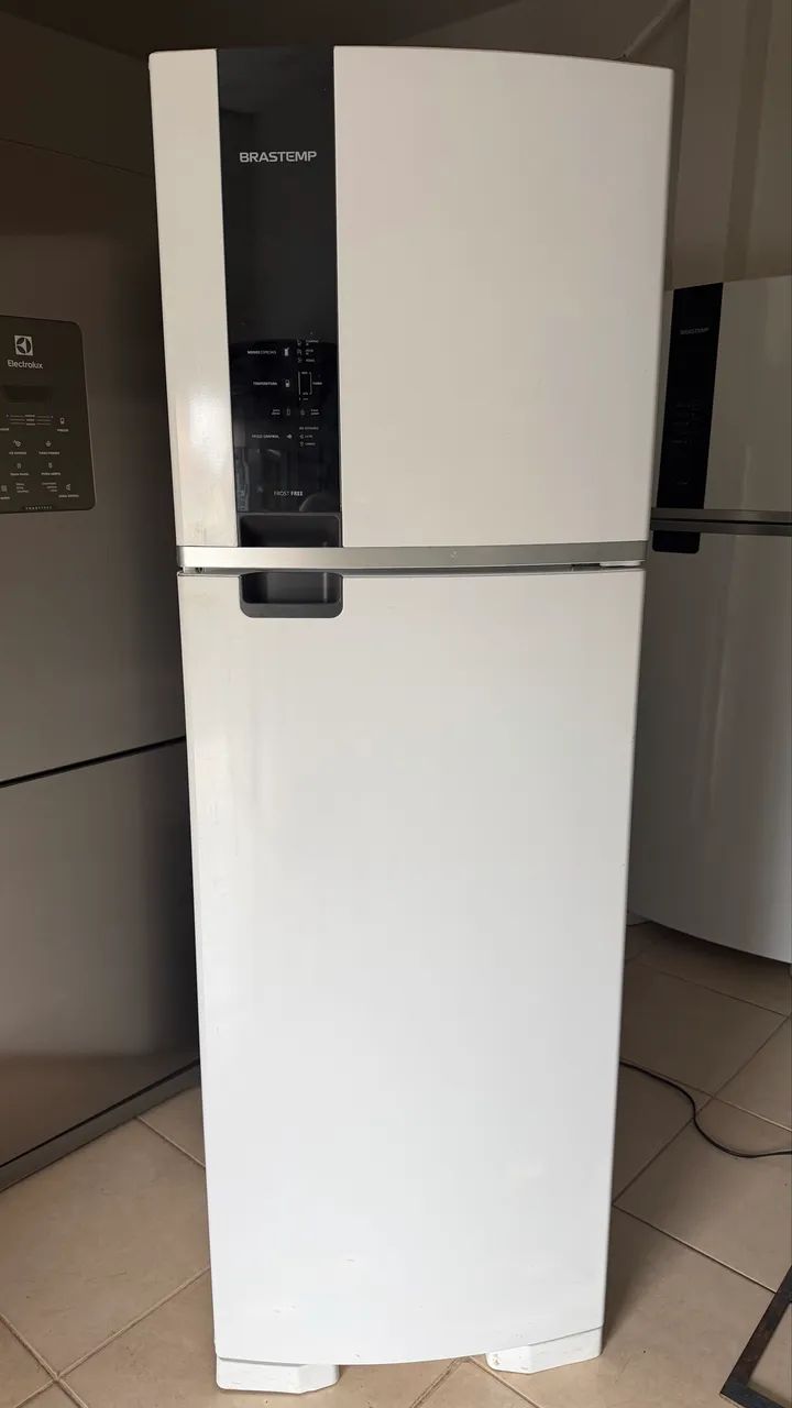 Geladeira Eletrolux Duplex 220v funcionando perfeitamente  - Foto 5
