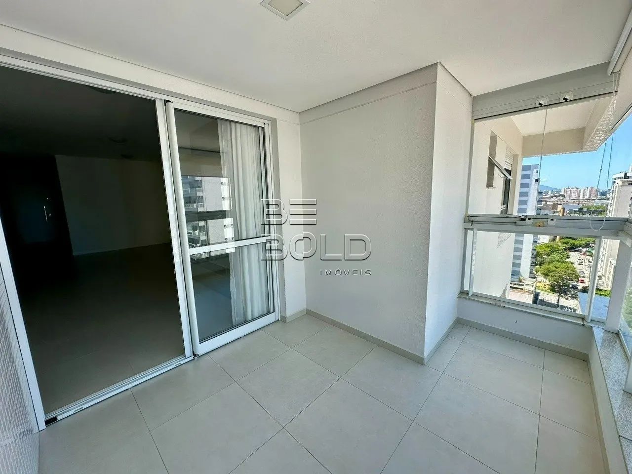 Apartamento com 3 dormitórios no Kobrasol - Foto 3