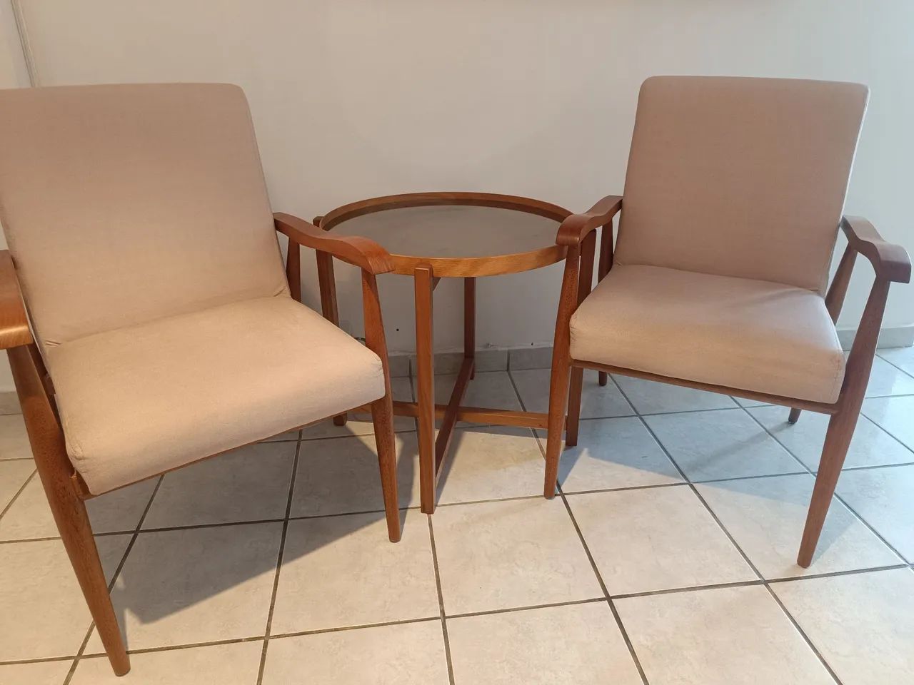 Mesa de canto com 2 cadeiras impermeabilizadas da Spasso - Foto 3