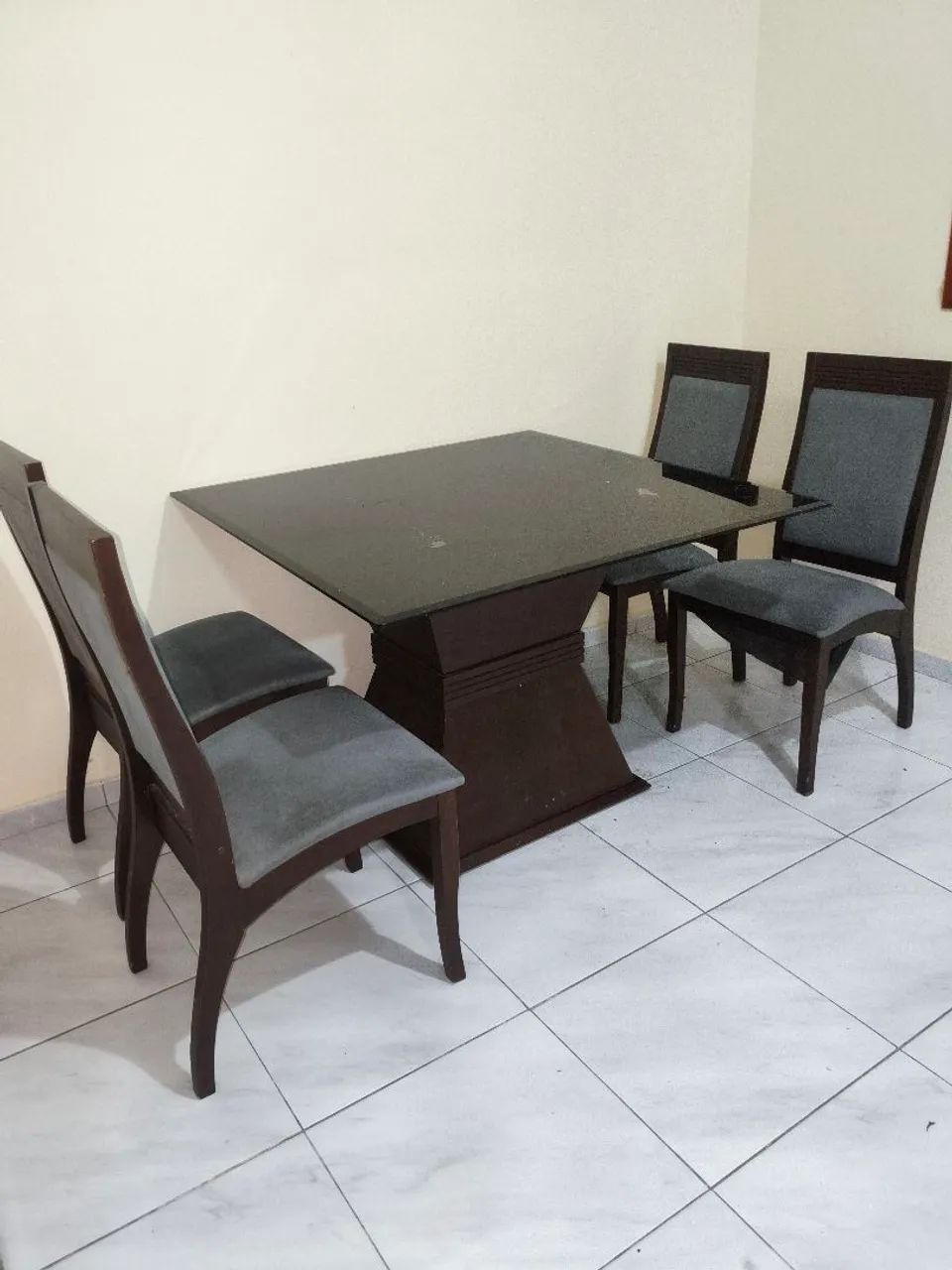 Mesa de jantar 4 cadeiras - Foto 2