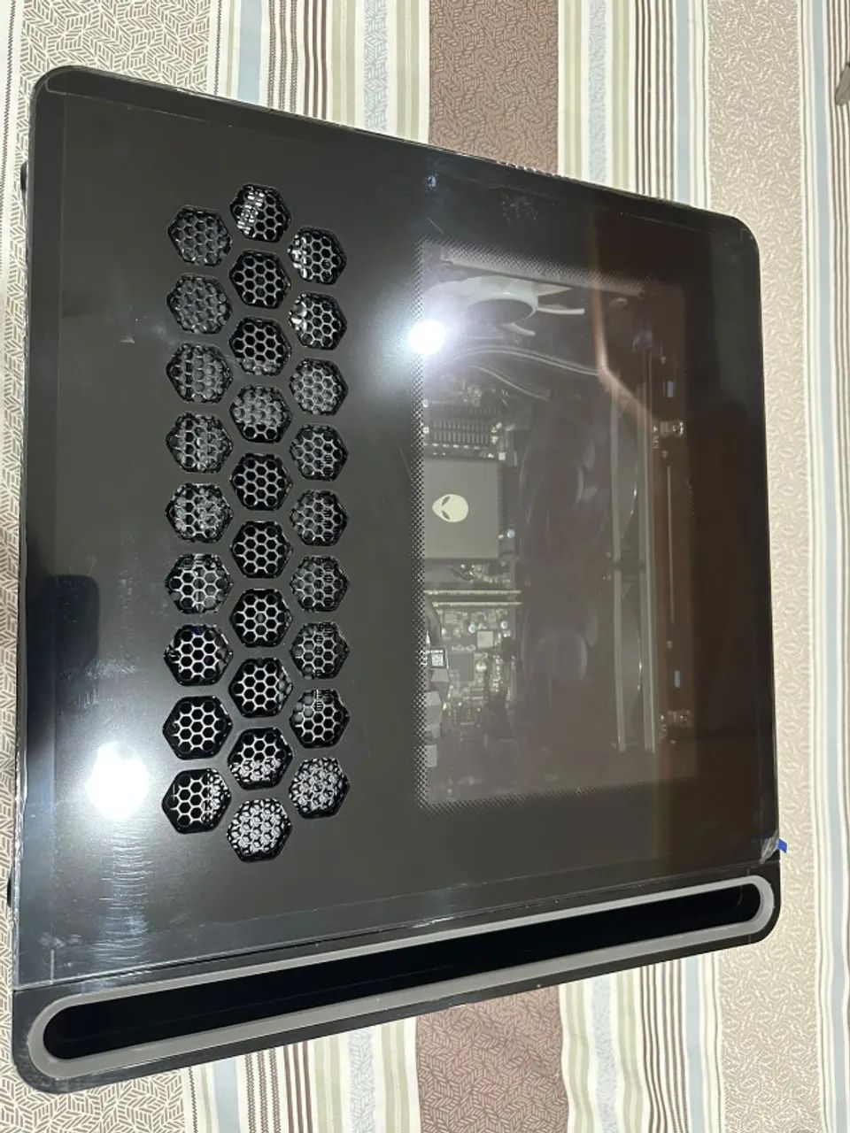 Desktop Dell AlienWare Aurora ACT1250 Novo - Foto 4