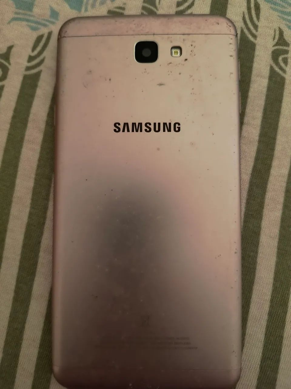 Celular Samsung Galaxy J7 - Foto 2