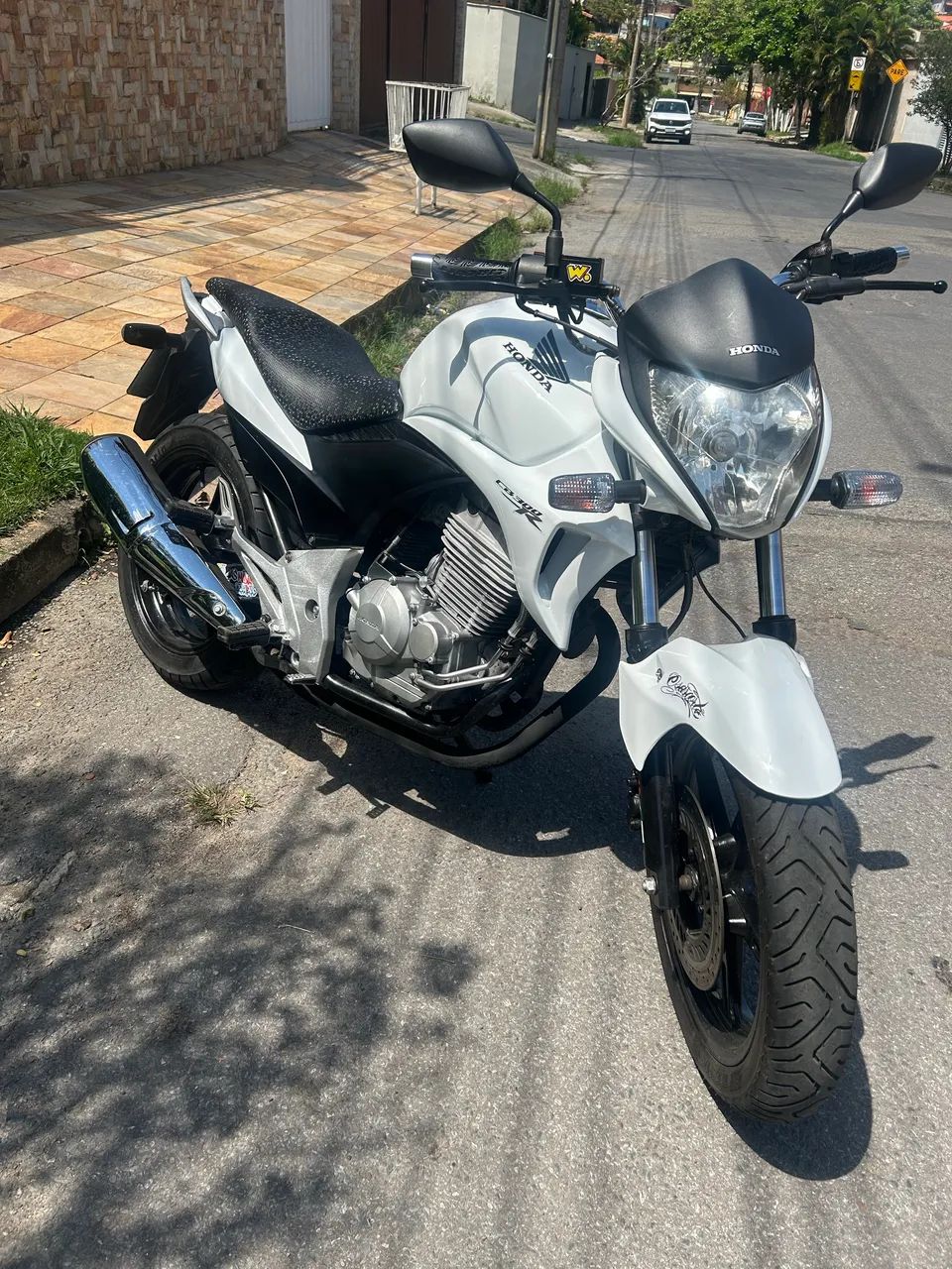 Cb300r 2011