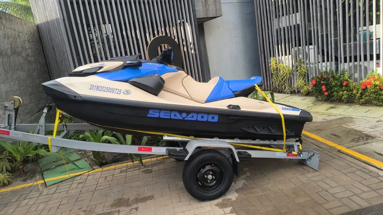 Jetski SEADOO Wake 2025 - Foto 4