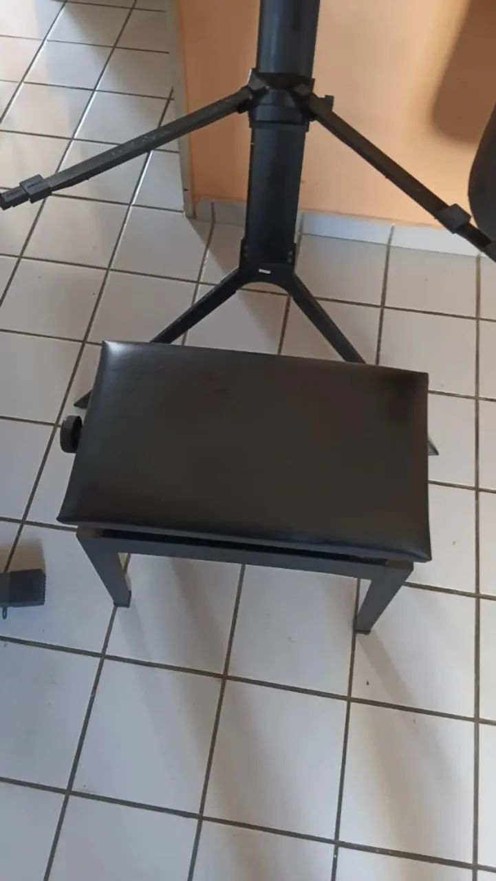 Suporte Stay e Banco de Teclado e Piano Digital - Foto 2