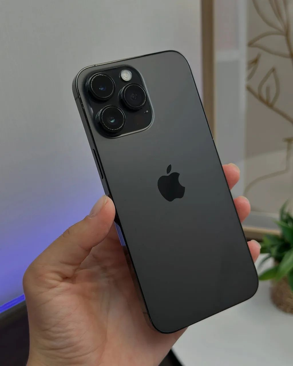 iPhone 14 Pro Max 92% de saúde de bateria