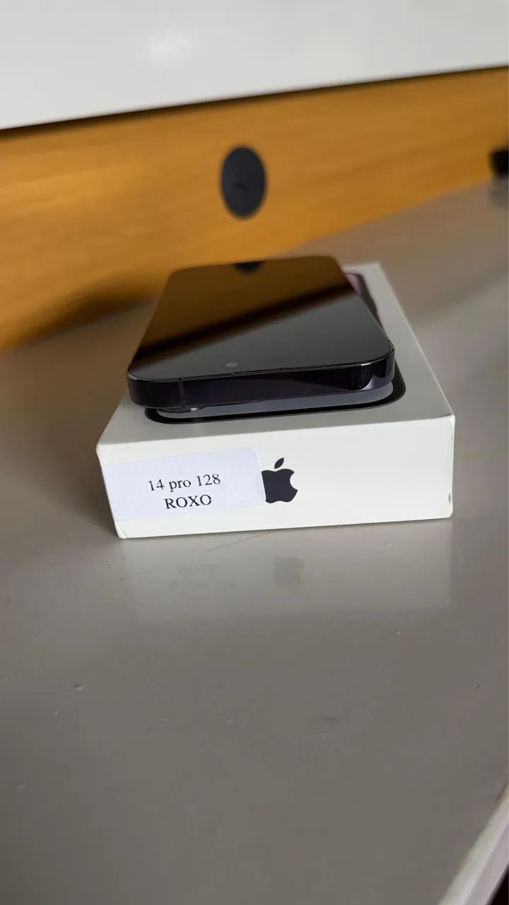 iPhone 14 Pro roxo 128gb com cabo original bateria 80 - Foto 4