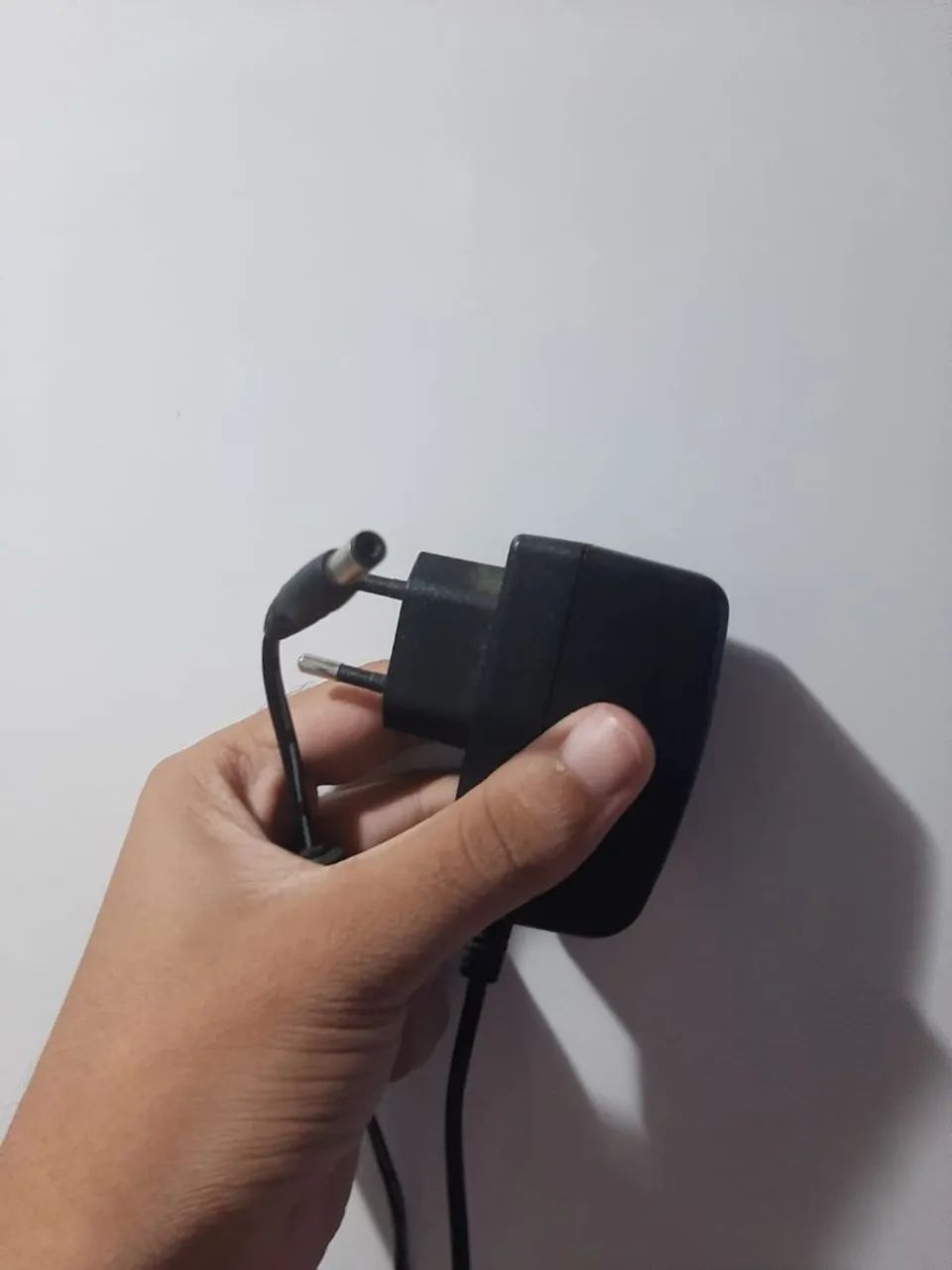 Adaptador de energia original marca DVE  - Foto 3
