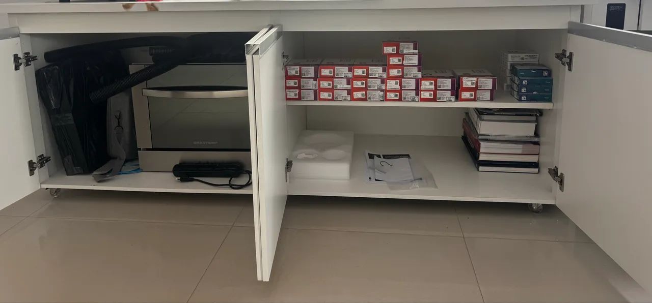 MESA EM MDF 4 PORTAS 210CM  - Foto 2