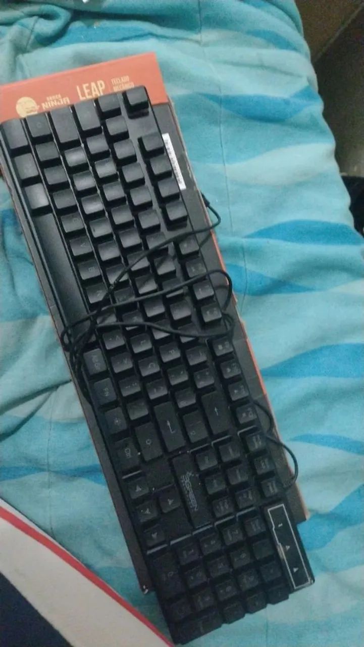 Teclado e mouse semi mecanico preto  - Foto 2