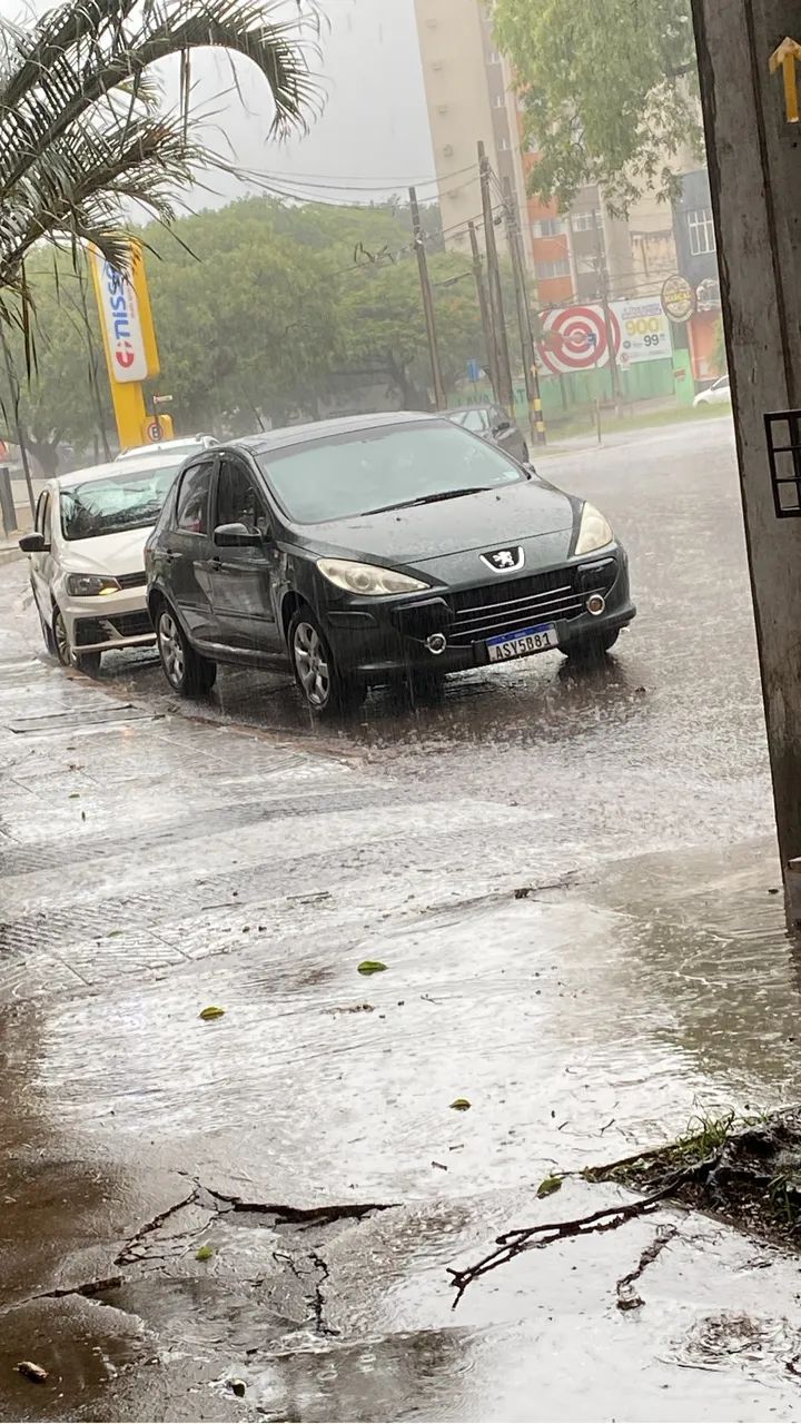 Peugeot 307 PRESENCE 1.6 16V 2011