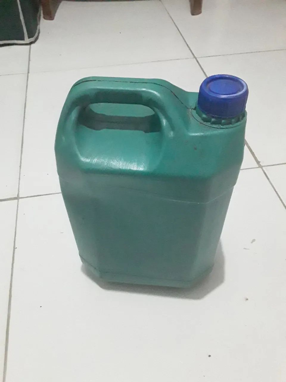 Galão 5L verde (vazio) cinco litros - para cloro, desinfetante e detergente
