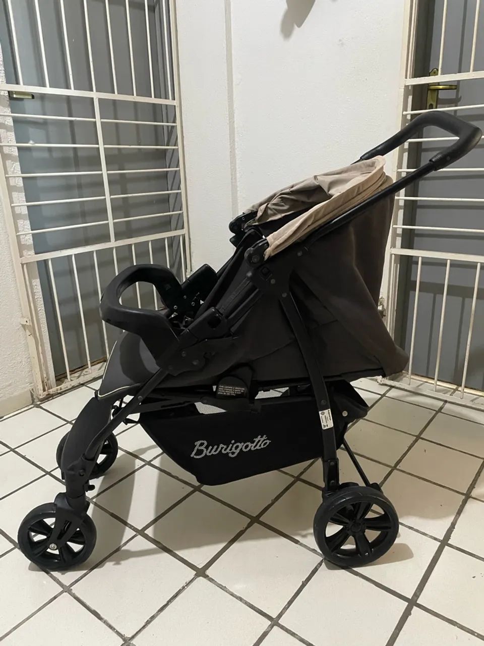 Carrinho de bebê Burigotto - Foto 2