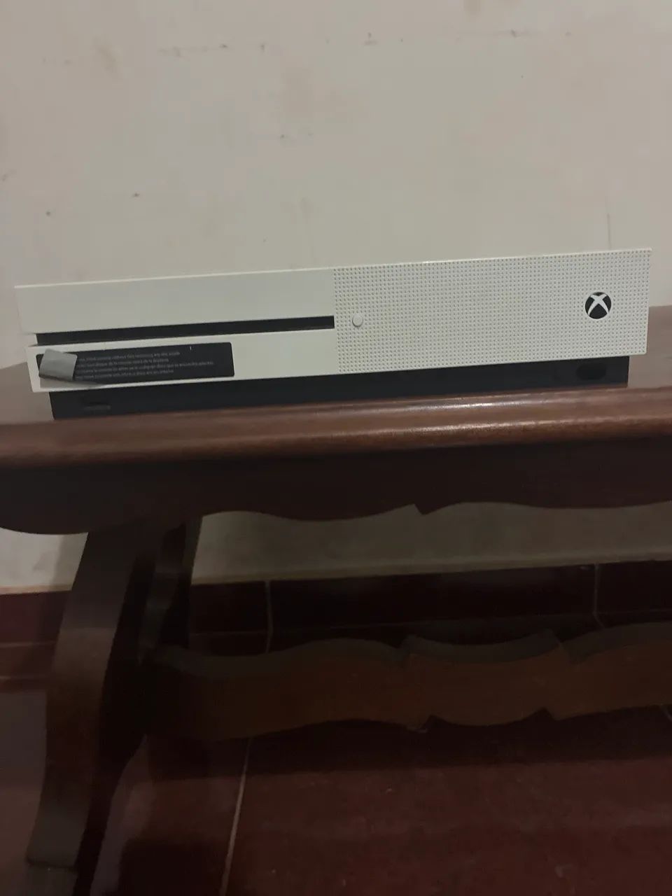 VENDO XBOX ONE BRANCO USADO - ÓTIMO ESTADO! 