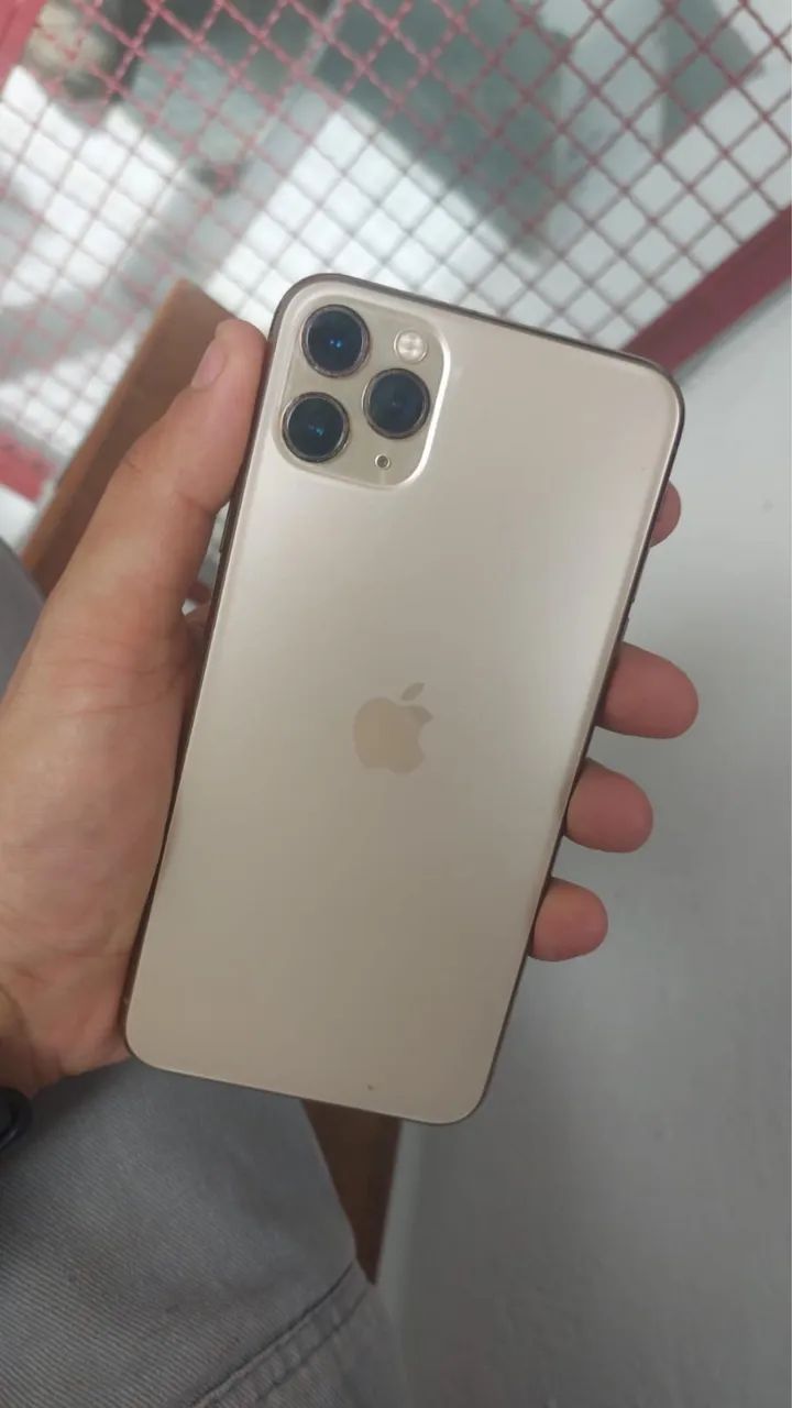 Vendo iPhone 11 pro max - Foto 2