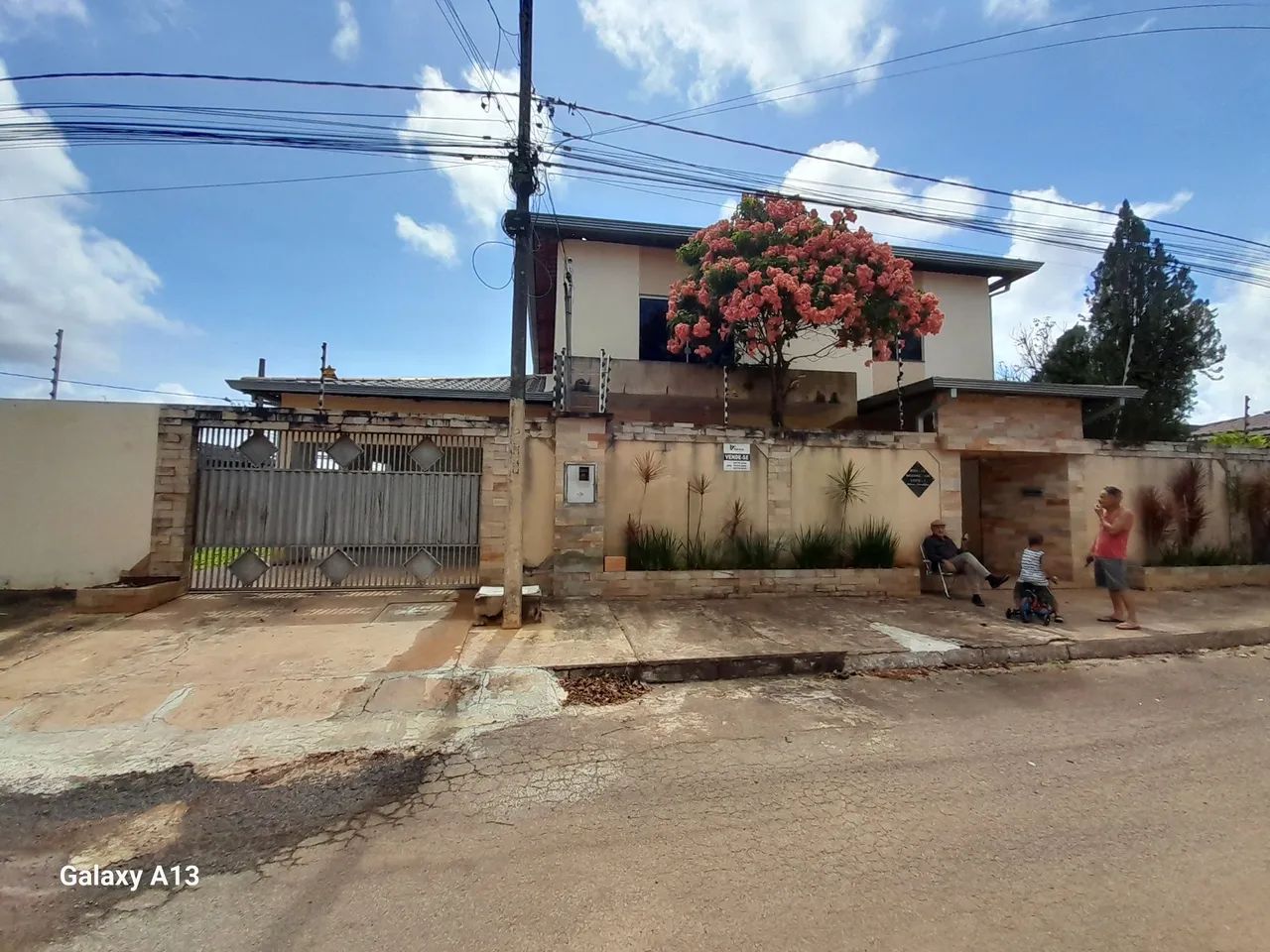 Sobrado pra Aluguel e Venda