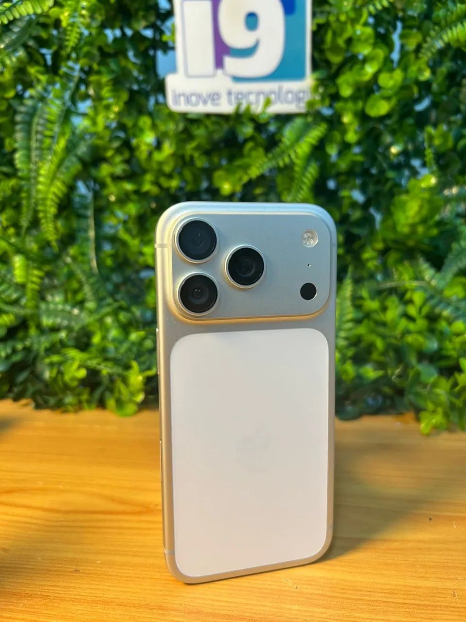 iPhone 17 Pro 256GB MG7L4LL/A IOS 26.3.1 Cor Silver 100% Face ID