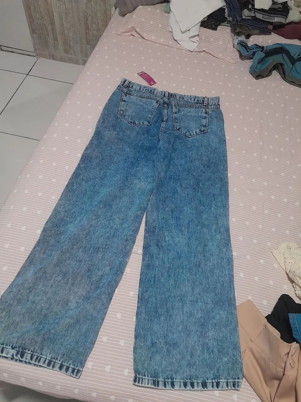 Calça feminina Wide leg 