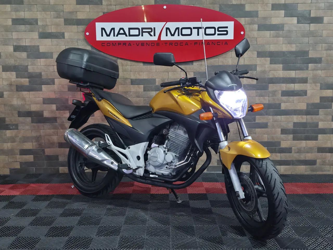Honda CB 300R 291 cc  - Foto 2