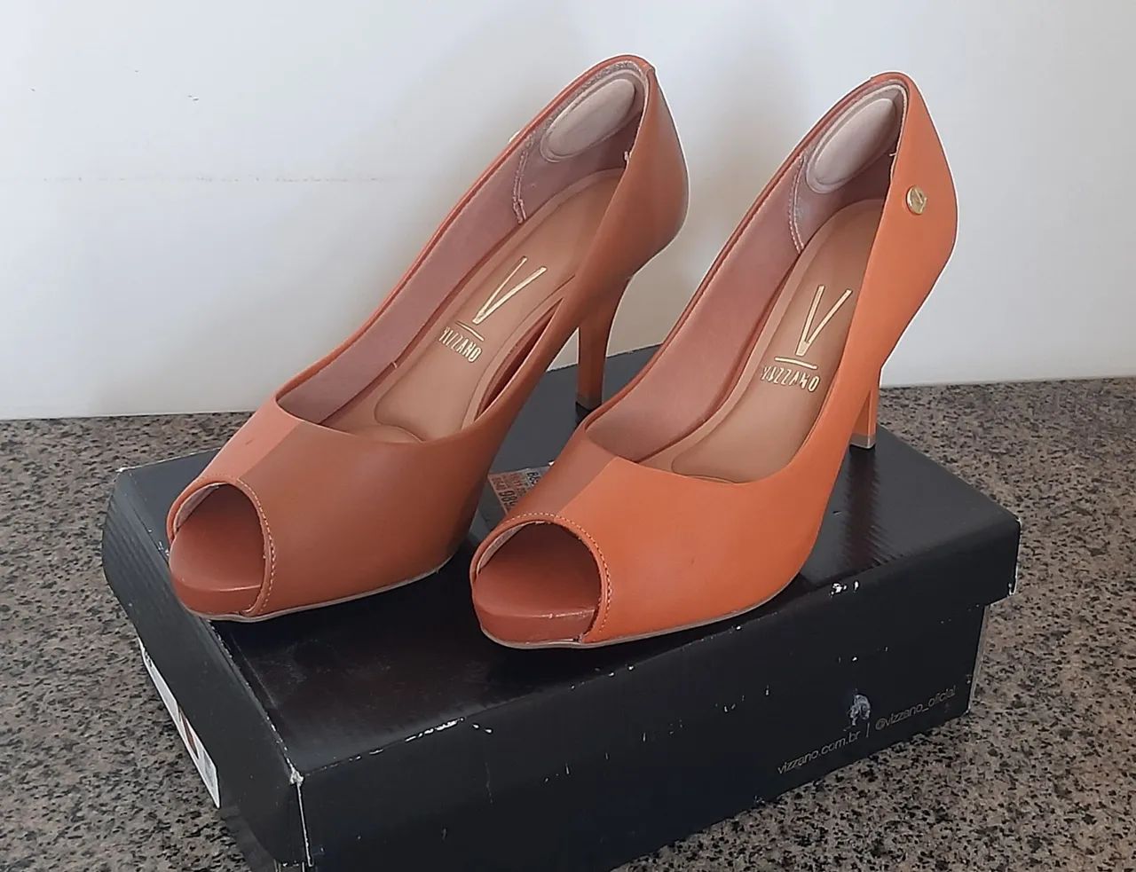 PEEPTOE - SEMI NOVO 