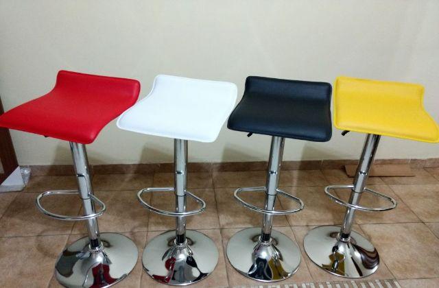 Banquetas em Couro Star Giratórias Stool Novas
