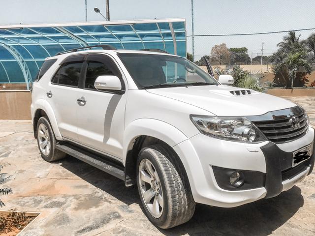 HILUX SW4 SRV 4x4 - Foto 3