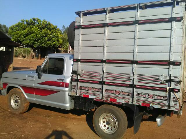 F 1000