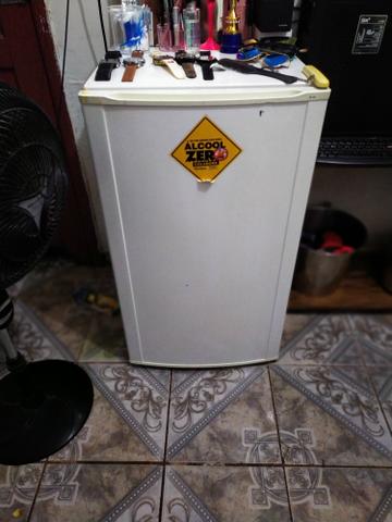 Frigobar Eletrolux 500 reais * - Foto 2