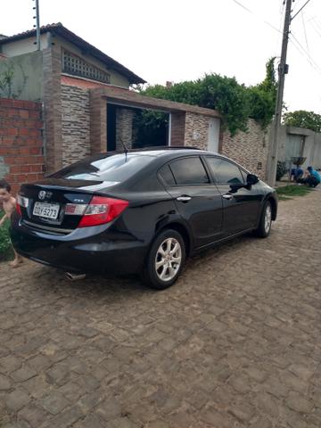 Honda Civic EXS 1.8 - Foto 4