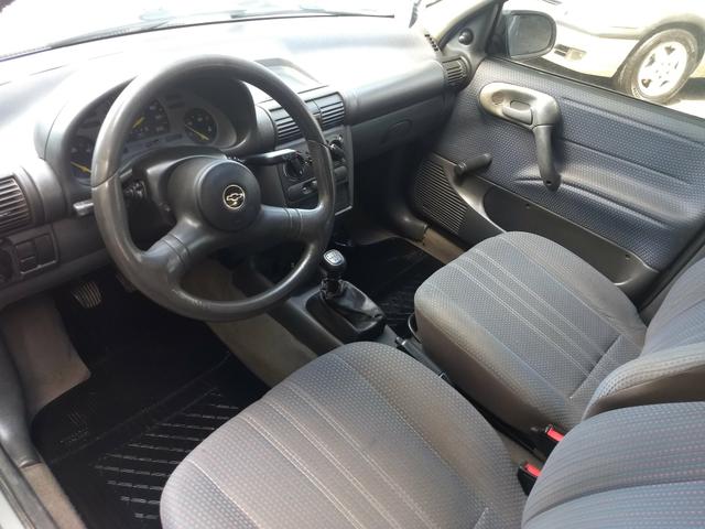 Corsa sedan Super 1.0 8v ano 1998 - Foto 11