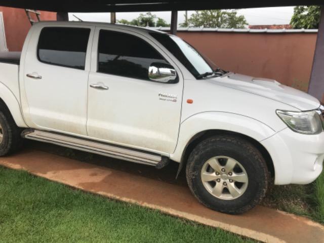 Vendo Hilux 2014 - Foto 2