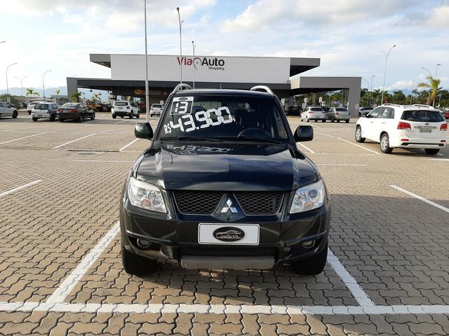 Pajero TR4 4X2 Automática