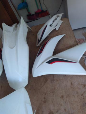 Kit de carenagens da bros original 2014 - Foto 3