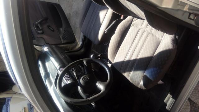 Corsa 99 Básico - Foto 7