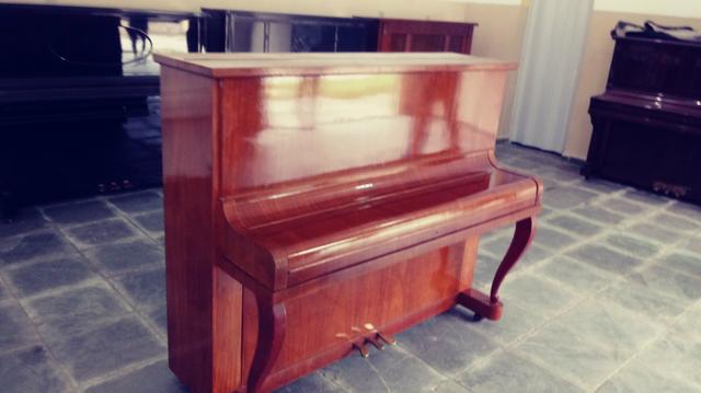 Piano otimo estado todo revisado - Foto 2