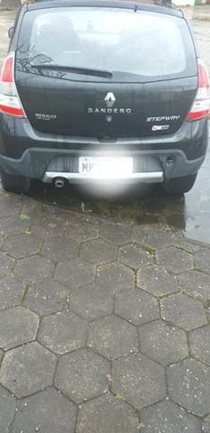 Sandero Stepway preto 1.6 8 válvulas ano 2013 - Foto 2